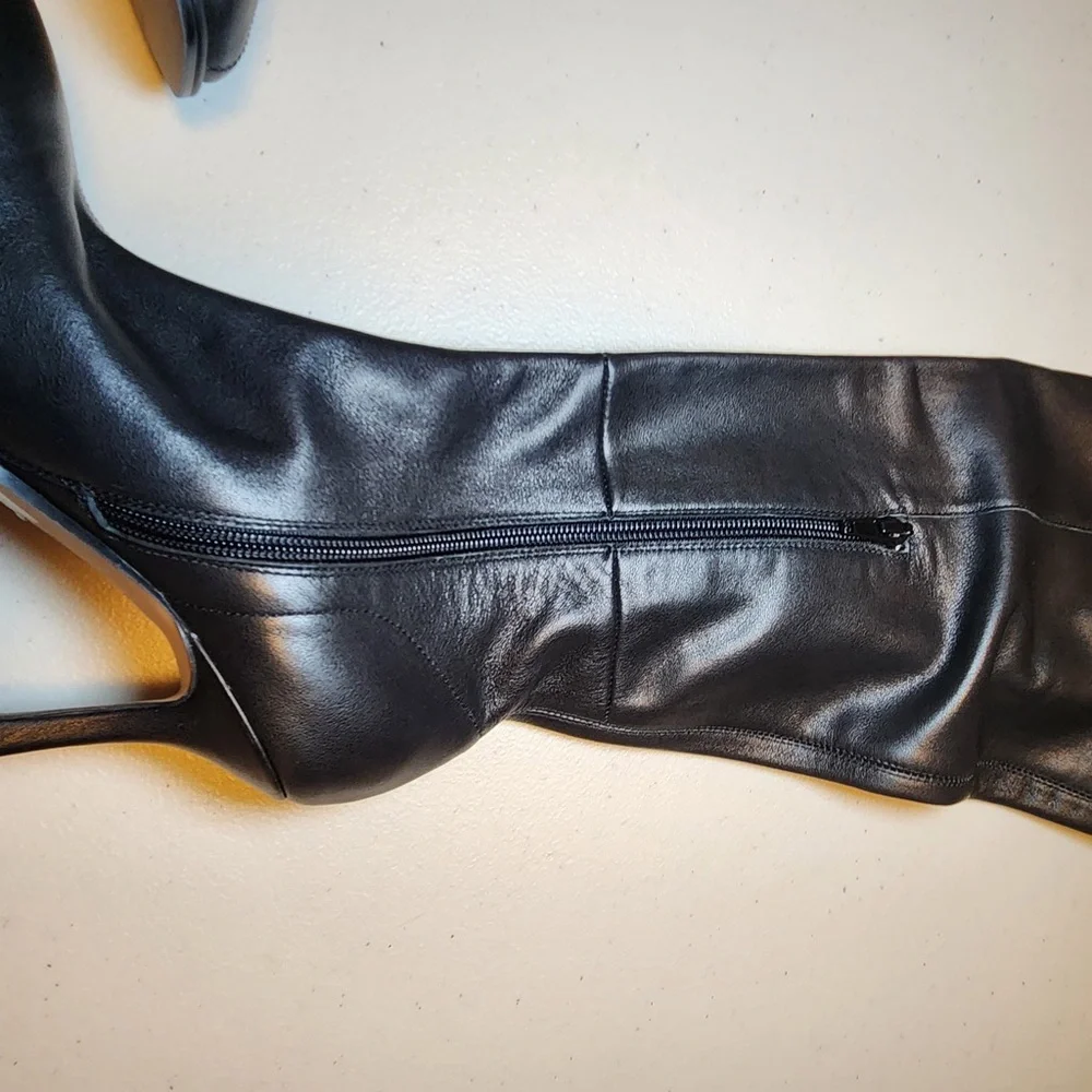 Jeffrey Campbell chic black